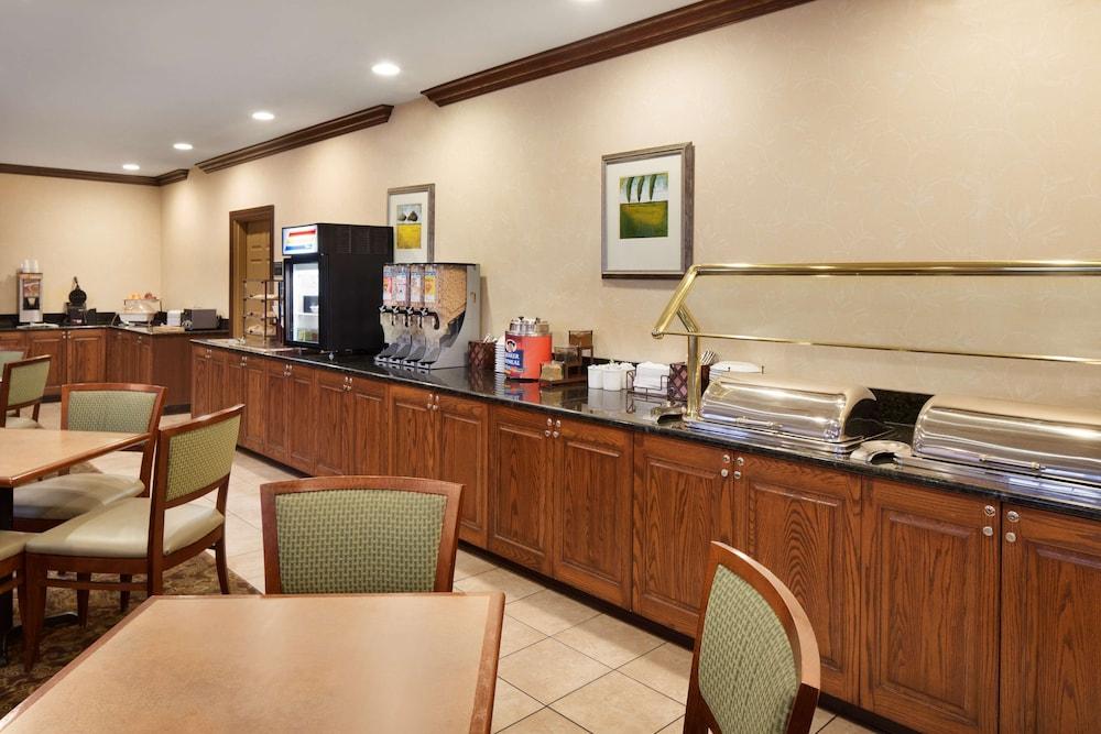 Country Inn & Suites By Radisson, Champaign North, Il מראה חיצוני תמונה