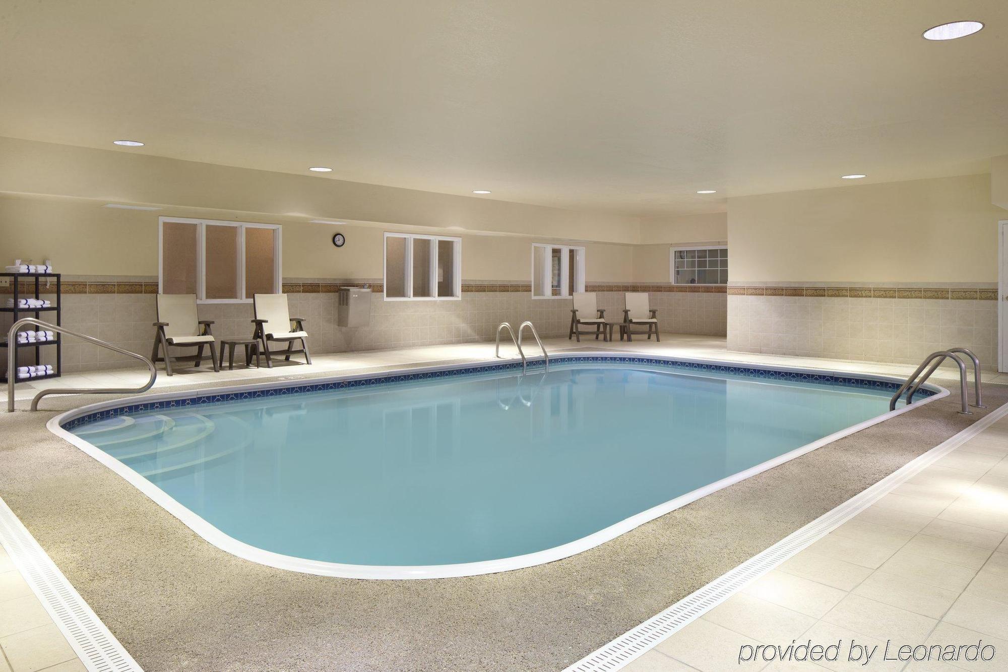 Country Inn & Suites By Radisson, Champaign North, Il מראה חיצוני תמונה