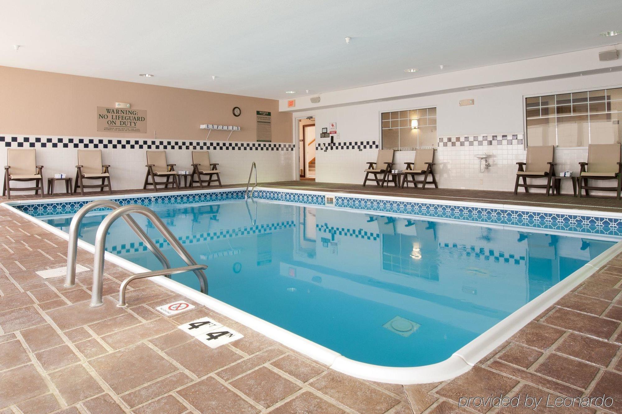 Country Inn & Suites By Radisson, Champaign North, Il מראה חיצוני תמונה